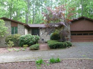 697 Chelsea Dr, Sanford, NC 27332