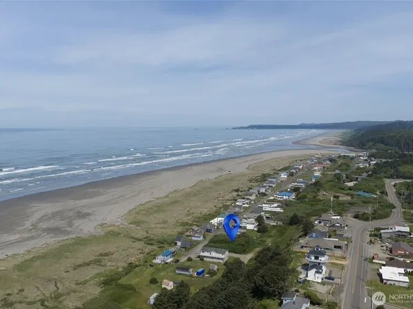 1 Pacific Avenue, Moclips, WA 98562