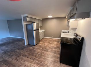 4359-1t - 145 Cedar St. #1 - 6, Rogue River, OR 97537