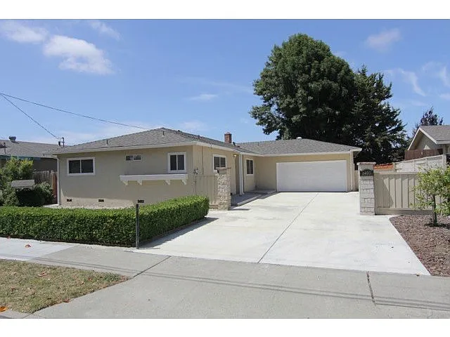 6493 Cedar Blvd photo 1