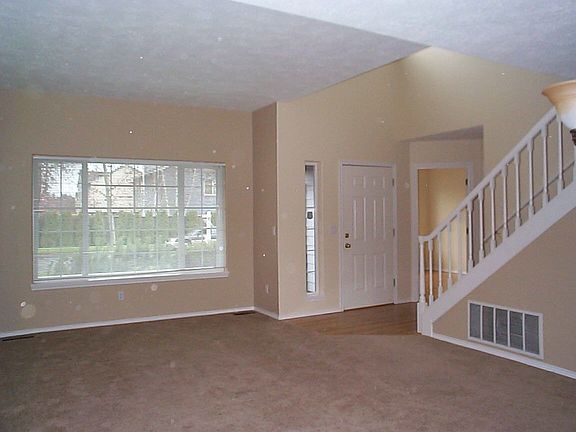 Light & Bring Living Rm