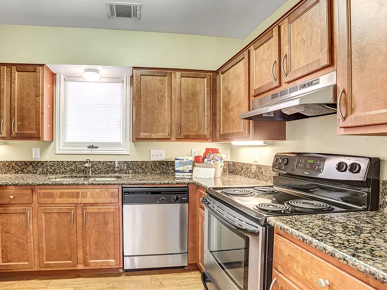 The Tuscany Apartments — Photo 12