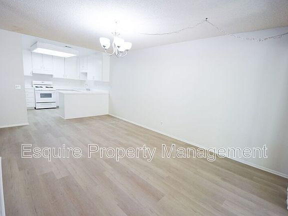 5th image of 5191 Laurel Park Dr