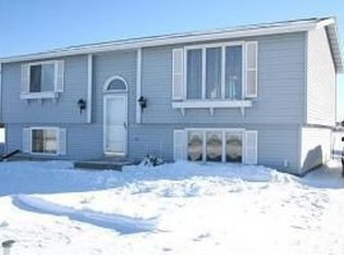 2271 Mink Ranch Rd, Port Washington, WI 53074