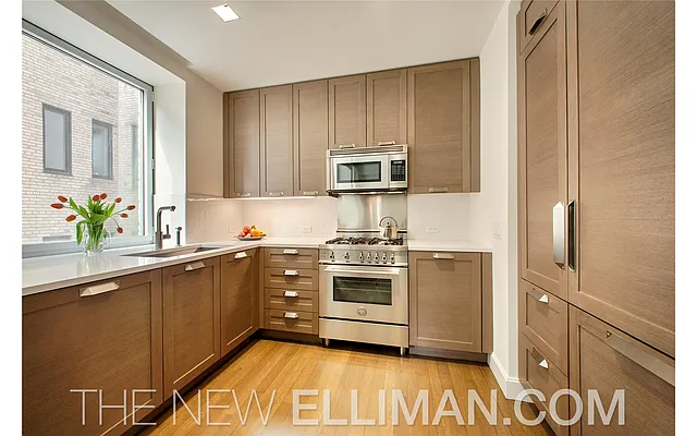 Rented by Douglas Elliman | media 31