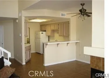 2 bed, 2.5 bath, 1371 sqft, $2,800 — Photo 4