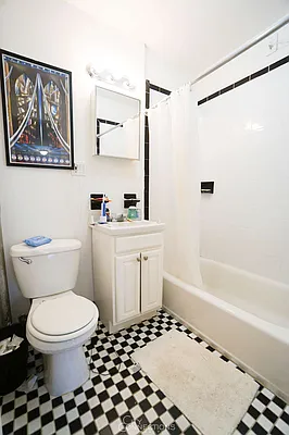 Rented by City Connections Realty | media 8