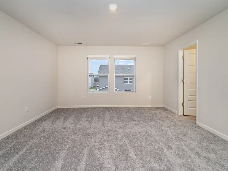 1052 Baltusrol Ln — Photo 13
