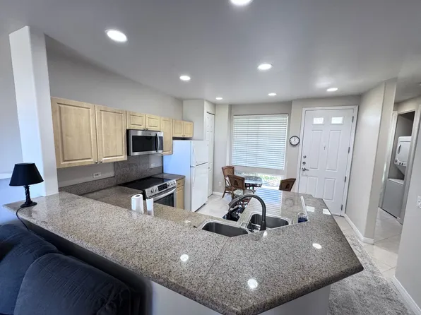 75-6009 Alii Dr APT M3, Kailua Kona, HI 96740