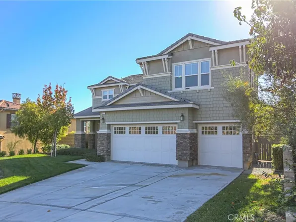 8827 Soothing Ct, Corona, CA 92883