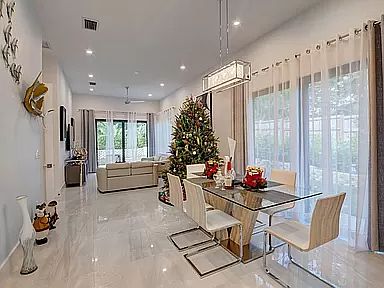 5th image of 2525 Oceanview Ave