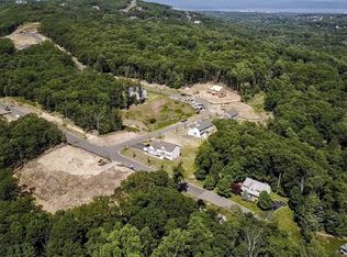 18 Klingher Ct, Pomona, NY 10970