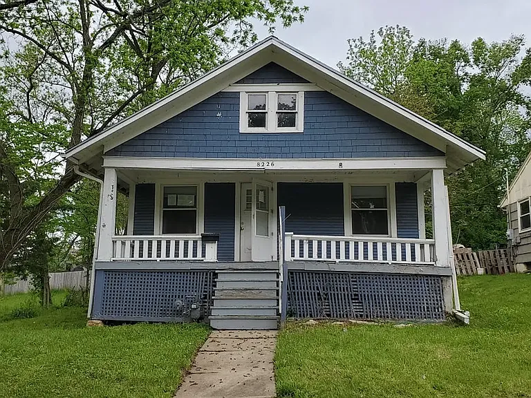 8226 Flora Ave — Photo 1