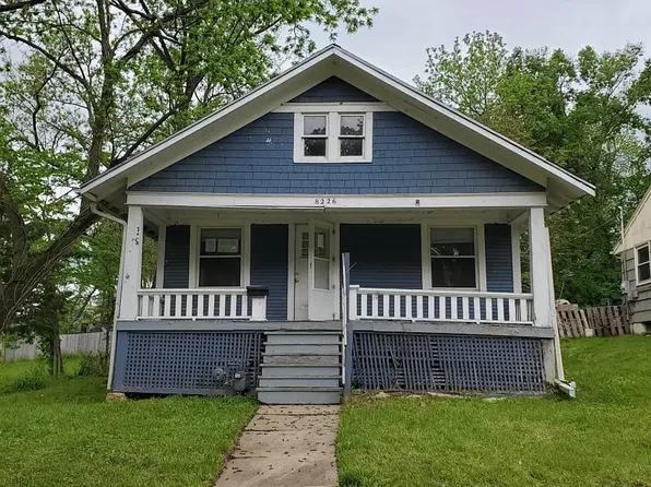 8226 Flora Ave, Kansas City, MO 64131