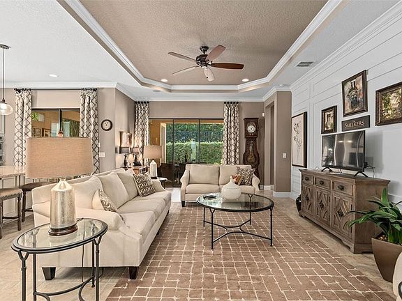 5th image of 1014 Braewood Dr