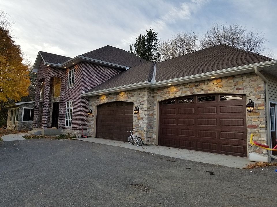 2nd image of 1561 Lyman Blvd