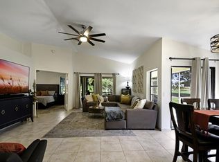 8079 Covington Ct, Lake Worth, FL 33467
