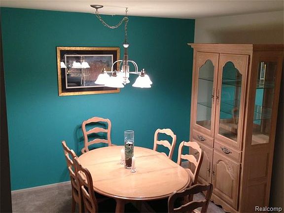 4th image of 2620 Greenstone Blvd