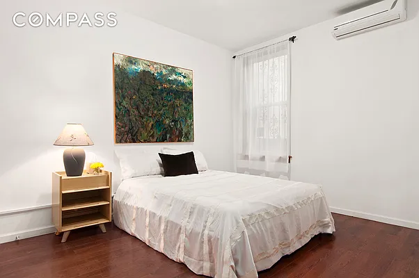 Sold by Compass | media 6