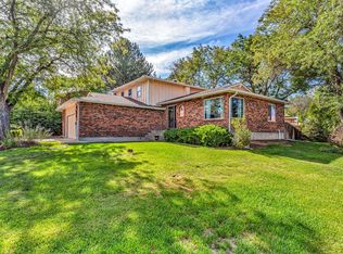 146 Montebello Rd, Pueblo, CO 81001