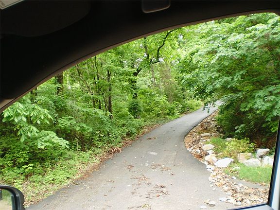 3rd image of Prairie Creek North Rd