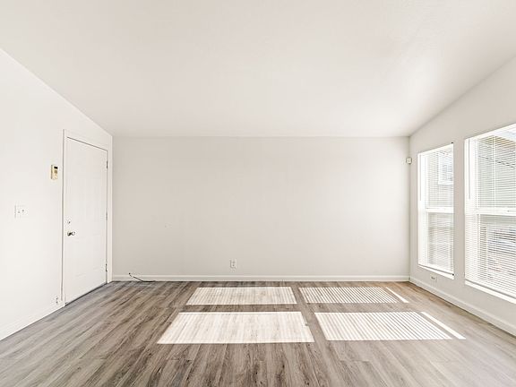 5th image of 2239 48th Ave #0
