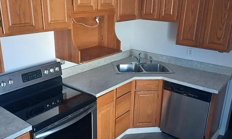 17 Mac Arthur Ave — Photo 7