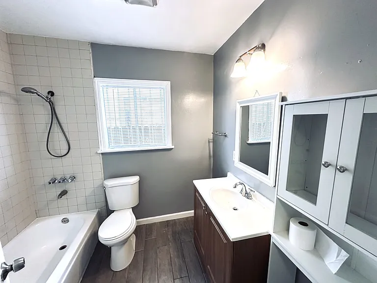 574 Duboce Ave — Photo 11