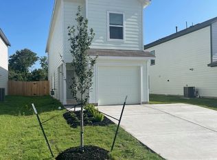 20 Trinity Cir, Lockhart, TX 78644