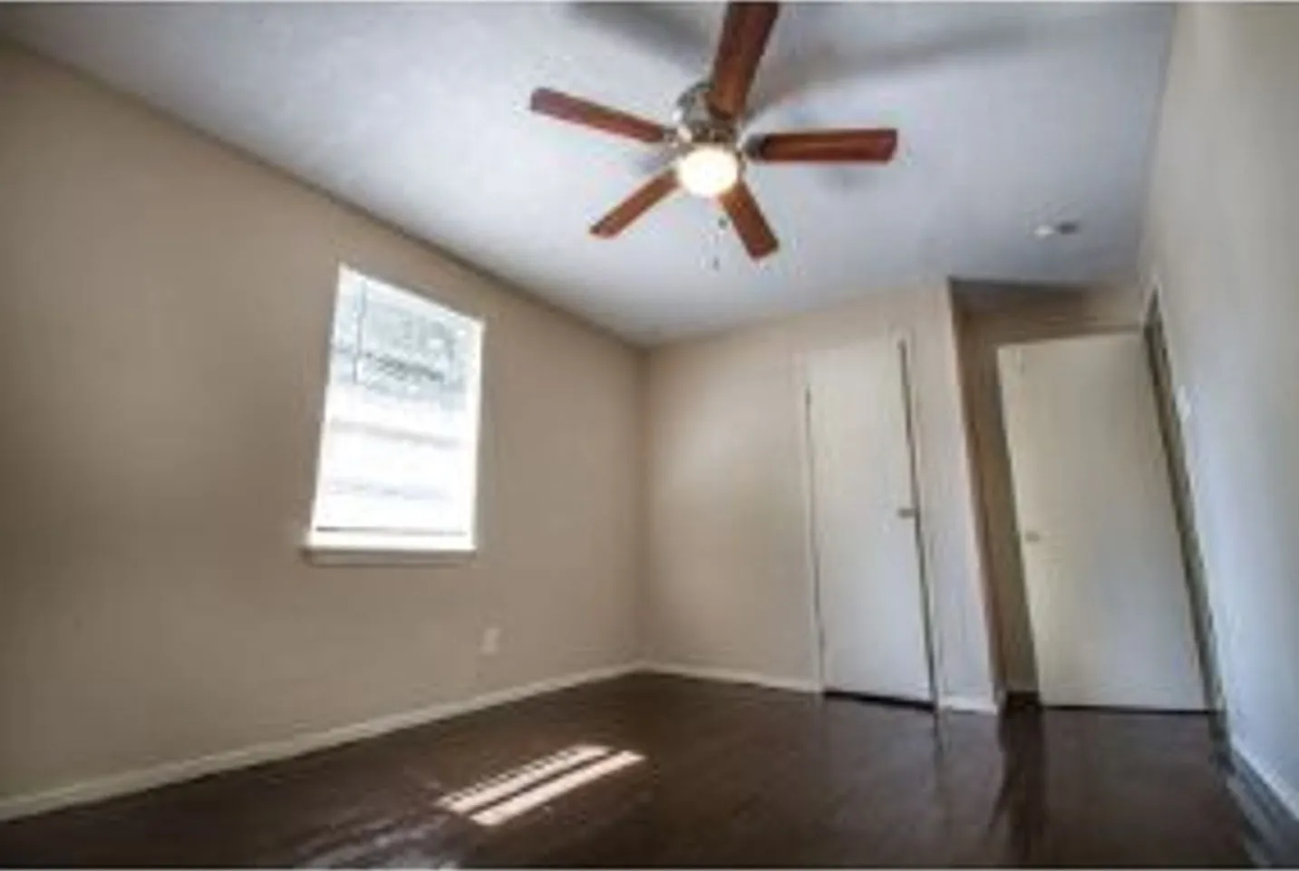 Discover Your New Home in the Heart of San Antonio's East Side — Photo 4