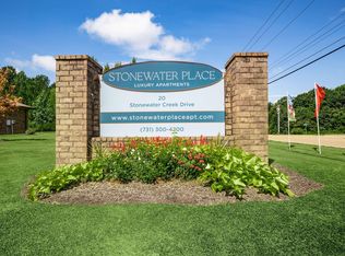 20 Stonewater Creek Dr #10-B, Jackson, TN 38305