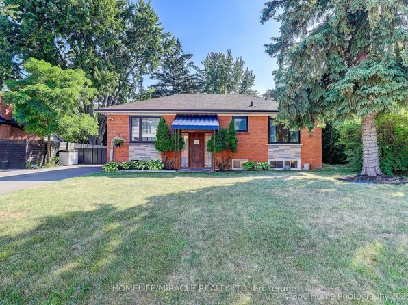 568 Weir Ave, Oakville, ON L6L 4X4