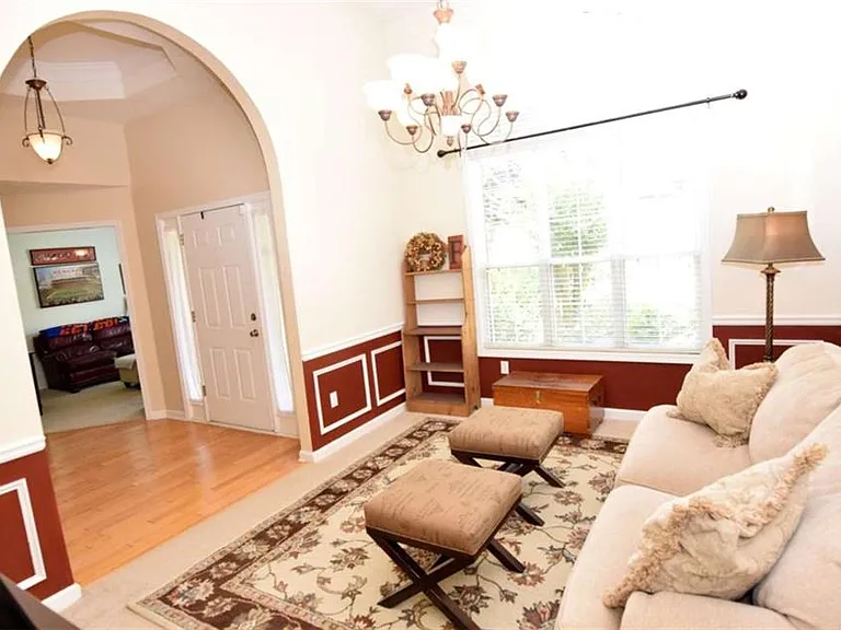 450 Running Fawn Dr — Photo 6