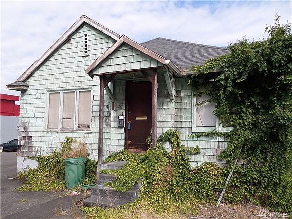 2nd image of 126 N Callow Ave