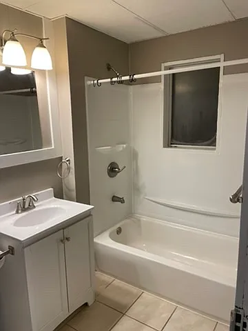 422 Walnut St #4 — Photo 16