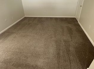 61 Park Ave West, Lowell, MA 01852