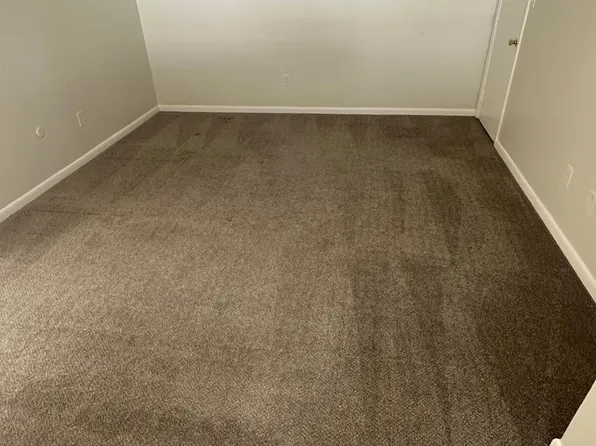 61 Park Ave West, 61 Park Ave W #4, Lowell, MA 01852