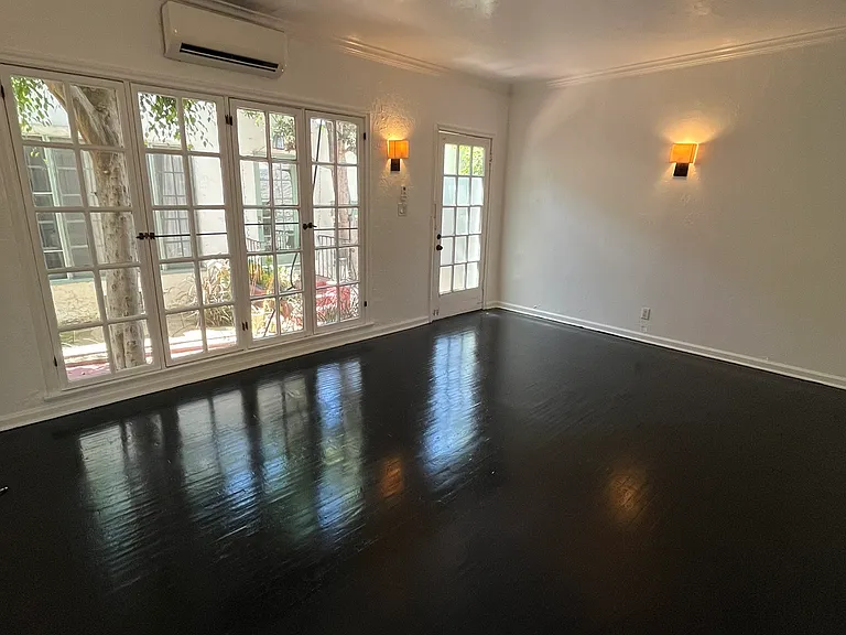 806 Tularosa Dr #11 — Photo 6