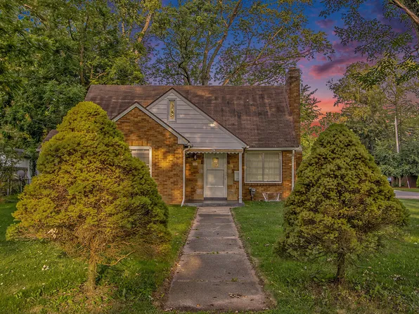 729 Ashley Dr, Kalamazoo, MI 49048