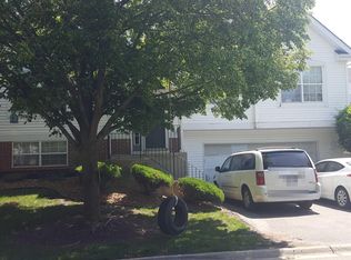 17451 S Sauk Dr, Lockport, IL 60441