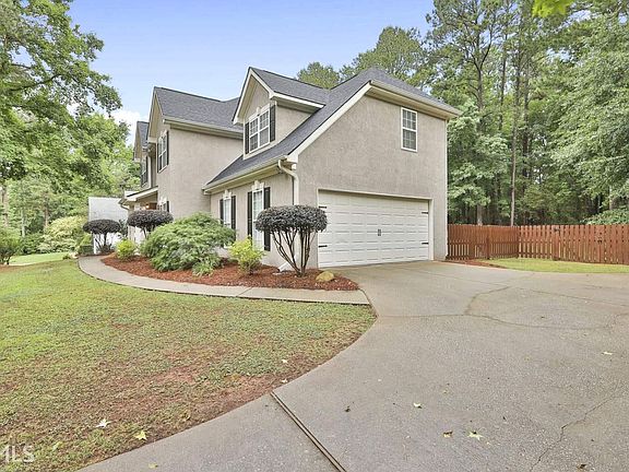 4th image of 260 Brookstone Crst