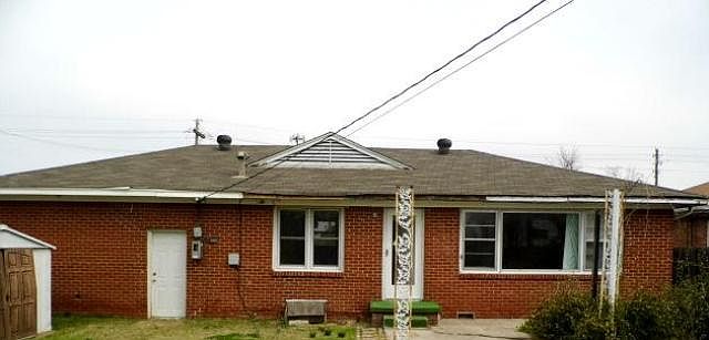 2nd image of 10520 E Admiral Pl