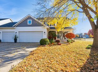 1215 9th Ave SE, Altoona, IA 50009