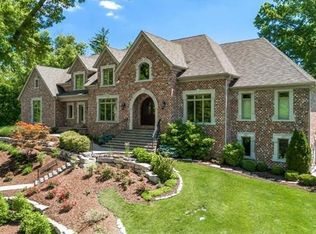 24 Overbrook Dr, Saint Louis, MO 63124