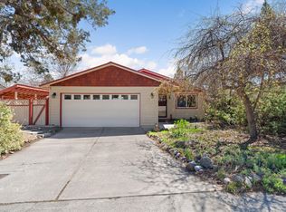 2075 NE Monterey Ave, Bend, OR 97701