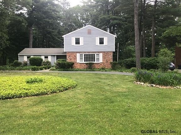 5th image of 25 Owen Ave
