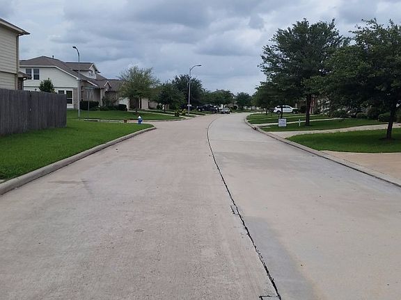 4th image of 7930 Indian Desert Dr