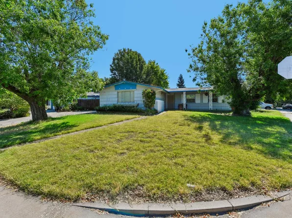 10401 Hollydale Way, Rancho Cordova, CA 95670