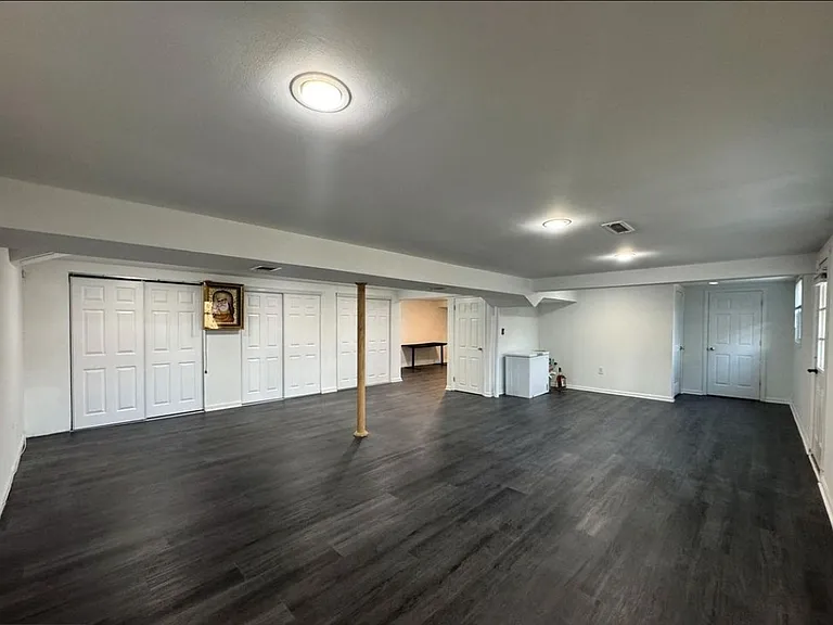 131 Casmar St SE — Photo 24