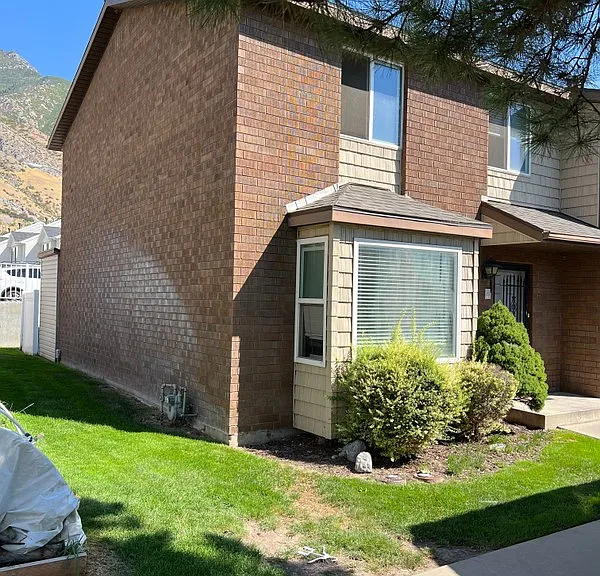 1381 S 1420 E — Photo 2